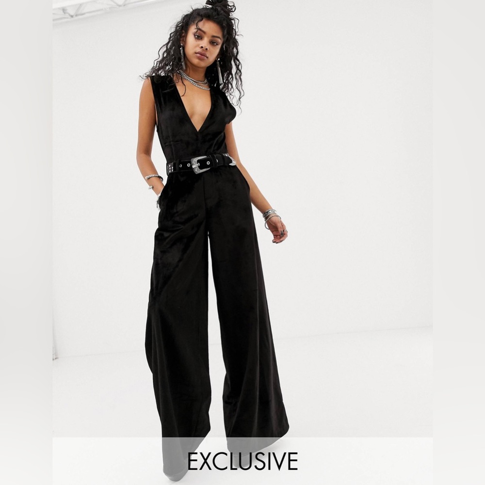Wide leg jumpsuit in velvet